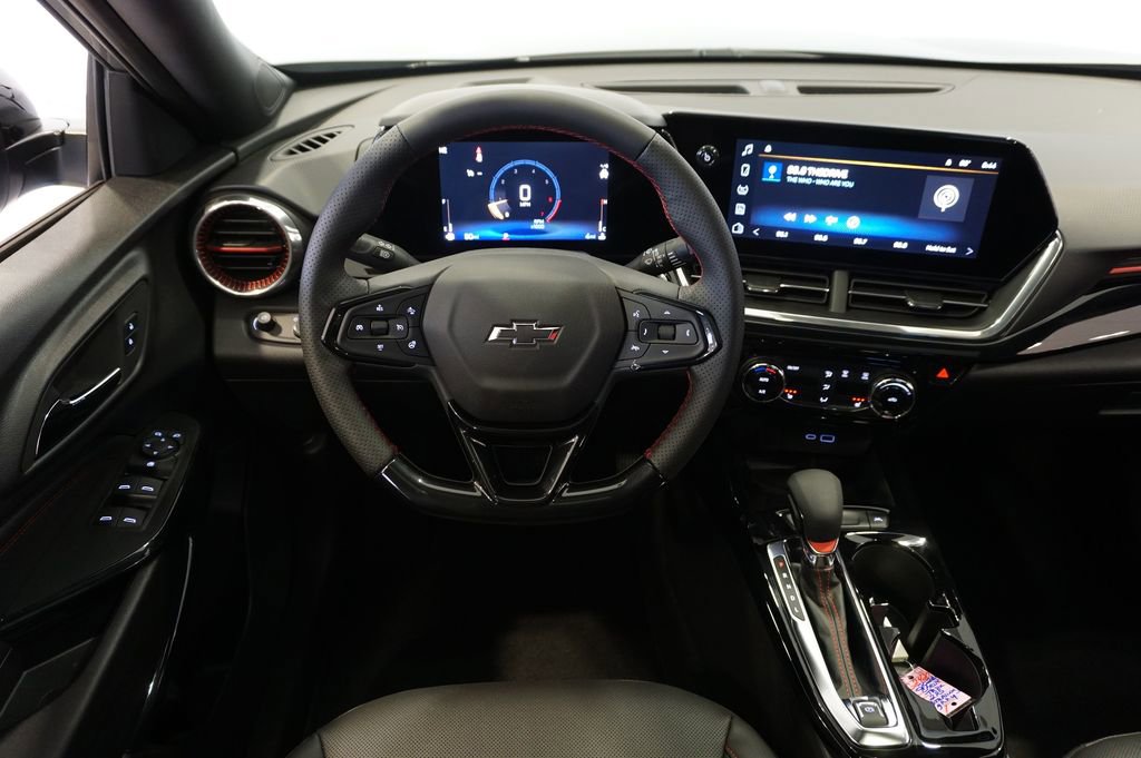 New 2026 Chevrolet Trax RS w/ Sunroof Package image 13