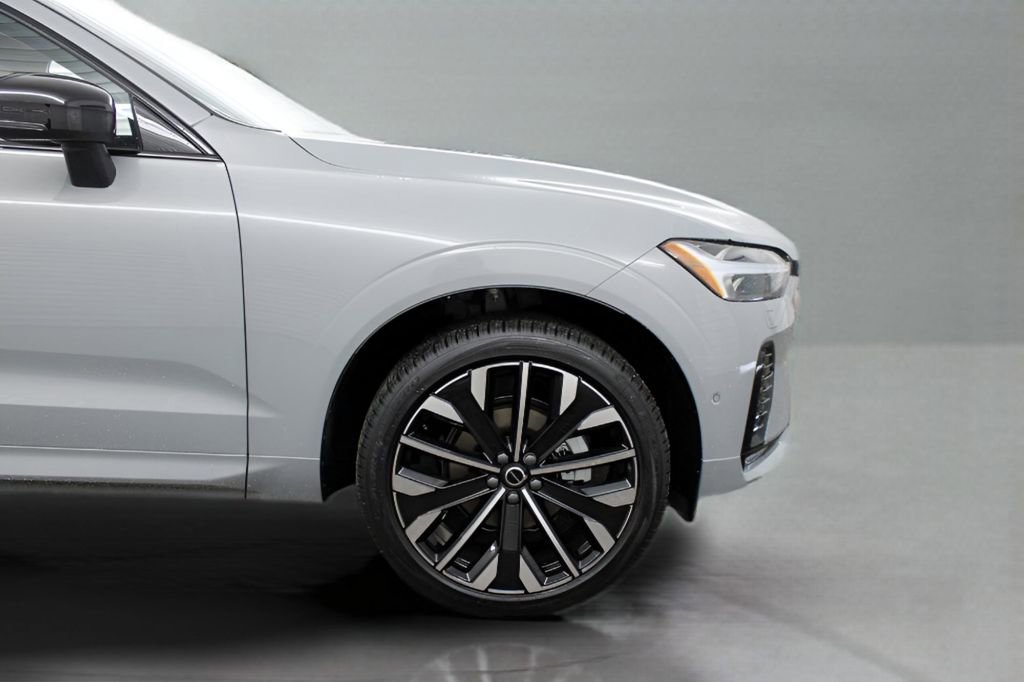 New 2026 Volvo XC60 B5 Ultra w/ Protection Package Premier AWD/4WD image 33