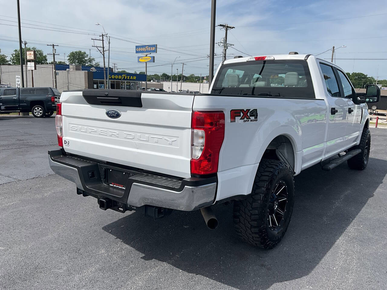 Used 2021 Ford F250 XL w/ Power Equipment Group AWD/4WD image 5