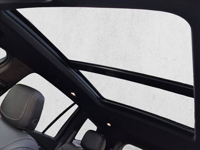 Used 2024 Cadillac XT6 Premium Luxury FWD image 12