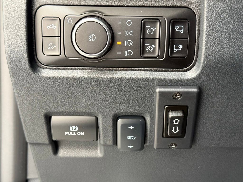 New 2026 Ford F250 Lariat w/ Black Appearance Package AWD/4WD image 29