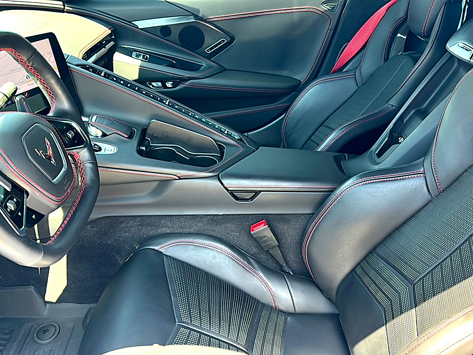 Used 2023 Chevrolet Corvette Stingray Premium Cpe w/ Z51 Performance Package RWD image 14