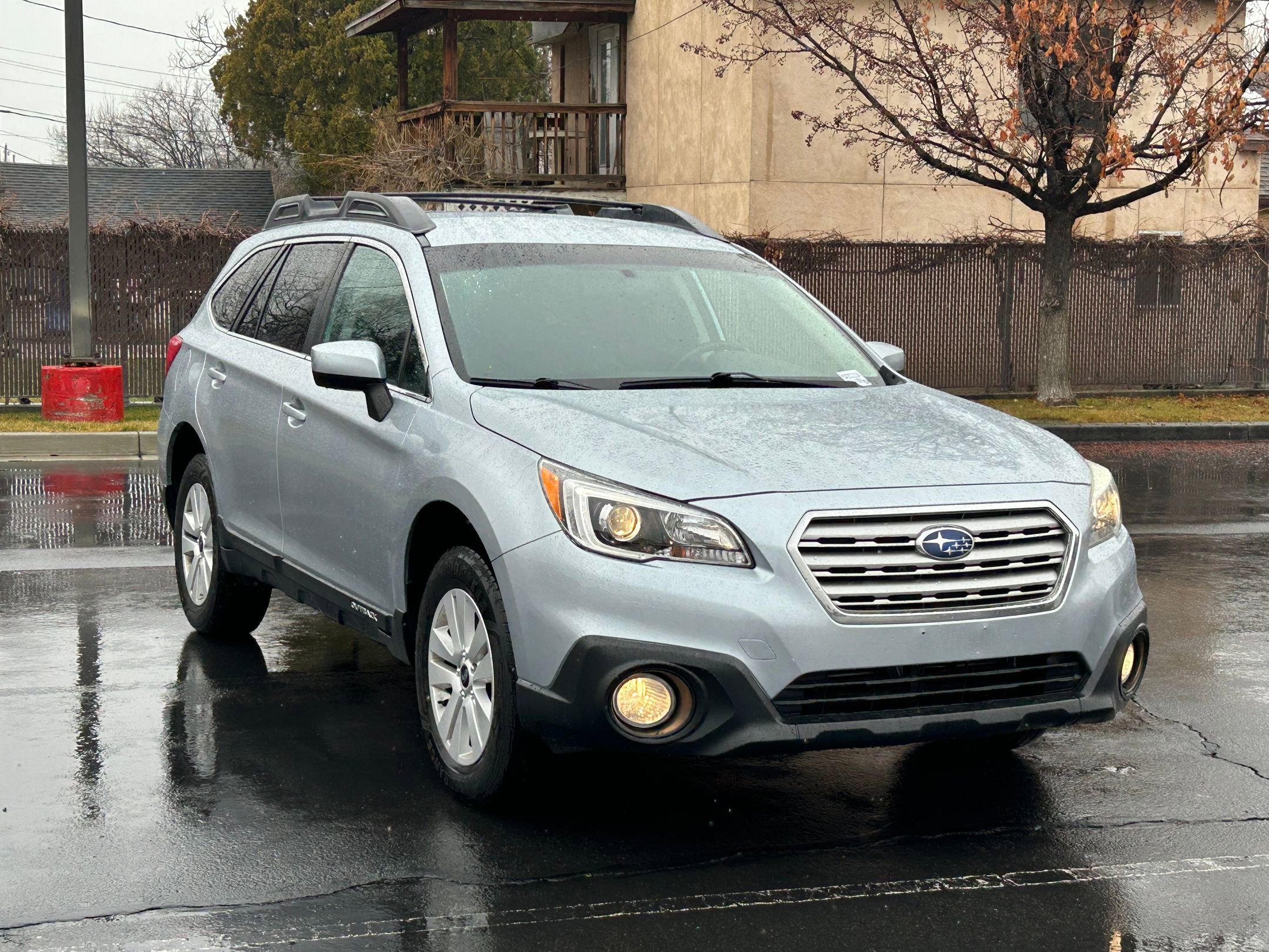 Used 2016 Subaru Outback 2.5i Premium image 6