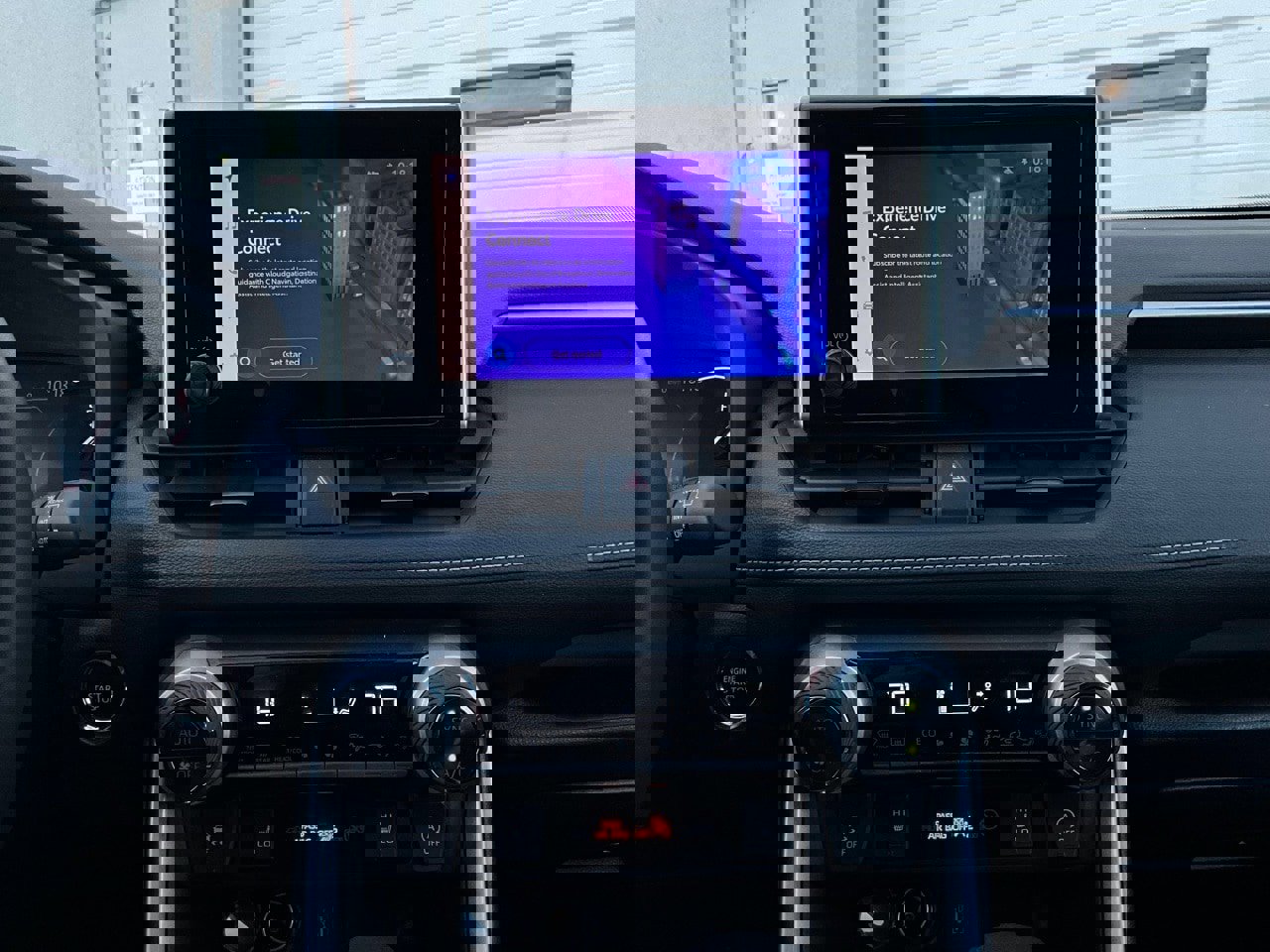 Used 2025 Toyota RAV4 XLE image 26