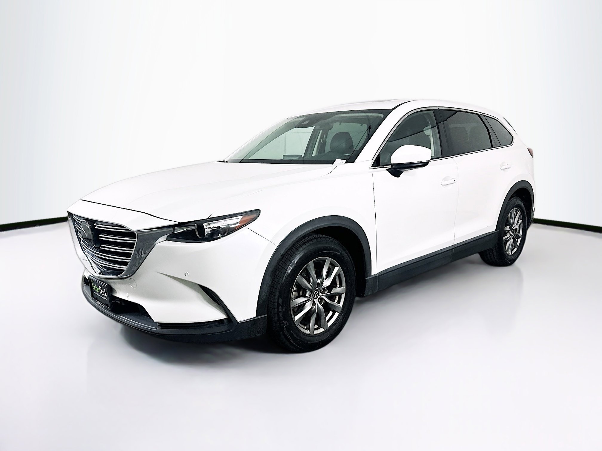 Used 2019 MAZDA CX-9 Touring w/ Touring Premium Package FWD image 3