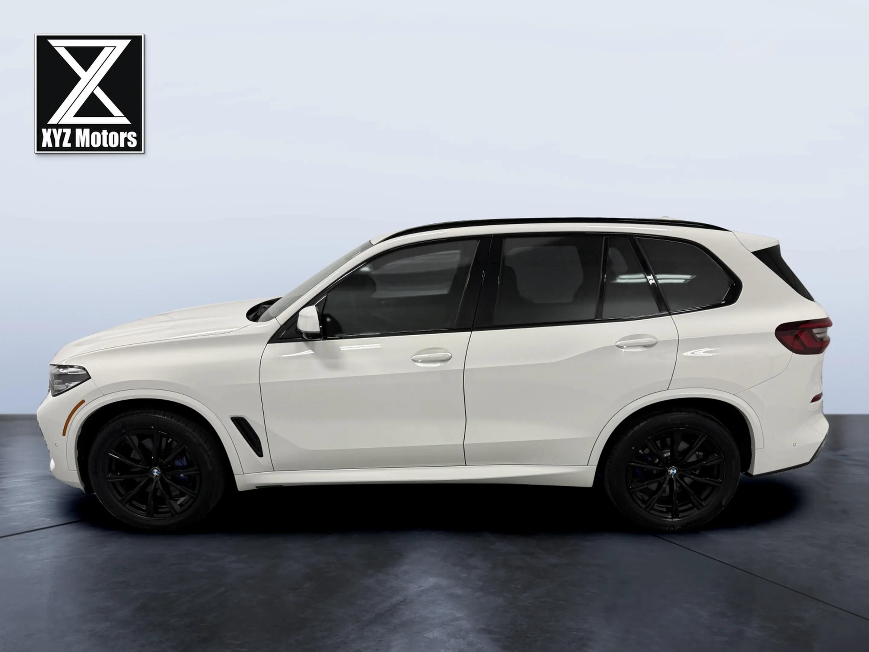 Used 2022 BMW X5 xDrive40i AWD/4WD image 3