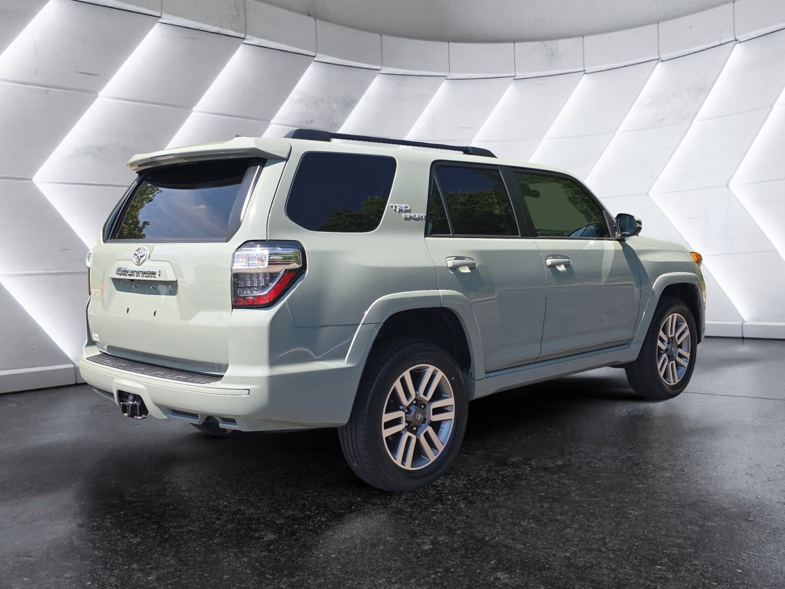 Used 2022 Toyota 4Runner TRD Sport w/ Technology Package AWD/4WD image 5