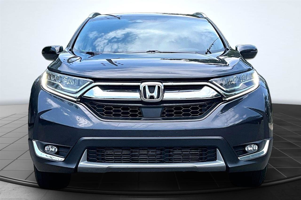 Used 2018 Honda CR-V Touring image 2
