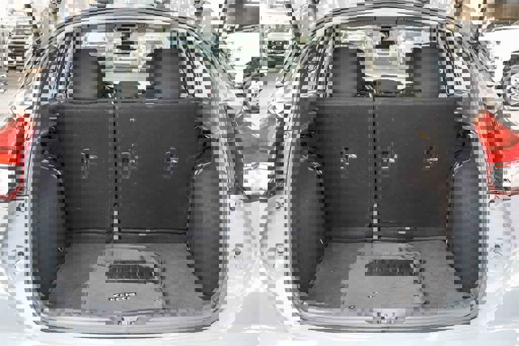 Used 2023 Nissan Kicks SV w/ Interior Electronics Package image 25