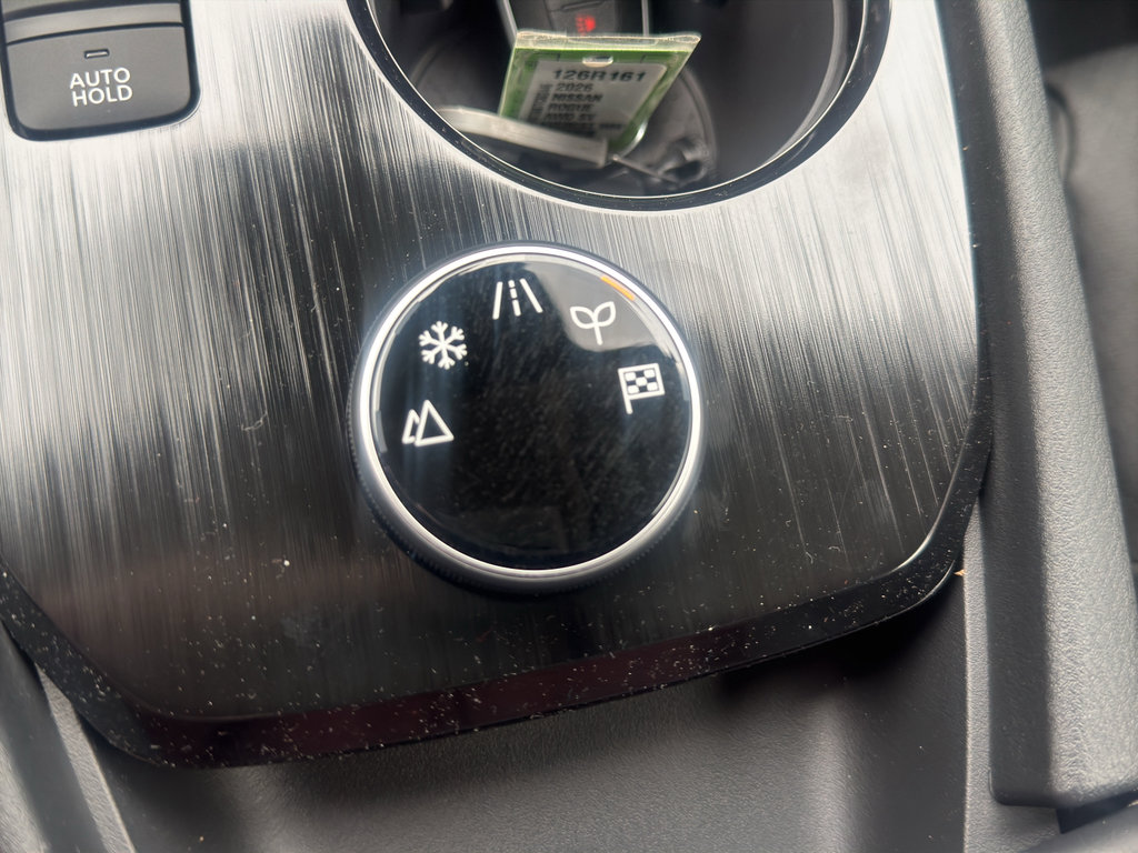 New 2026 Nissan Rogue SV image 27