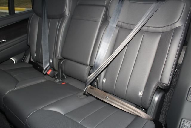 New 2026 Land Rover Range Rover Long Wheelbase SE image 22