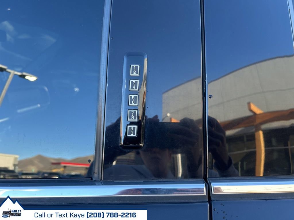 Used 2021 Ford F150 Lariat image 16