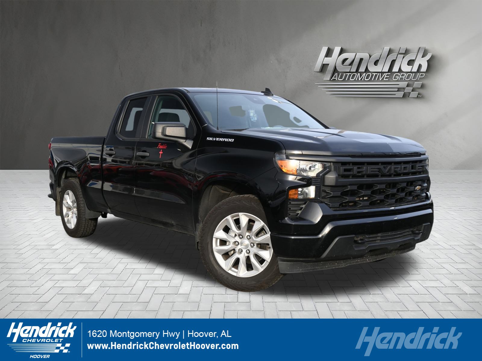 Used 2022 Chevrolet Silverado 1500 Custom image 1