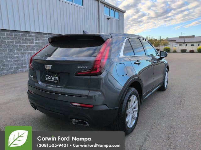 Used 2019 Cadillac XT4 Luxury FWD image 3