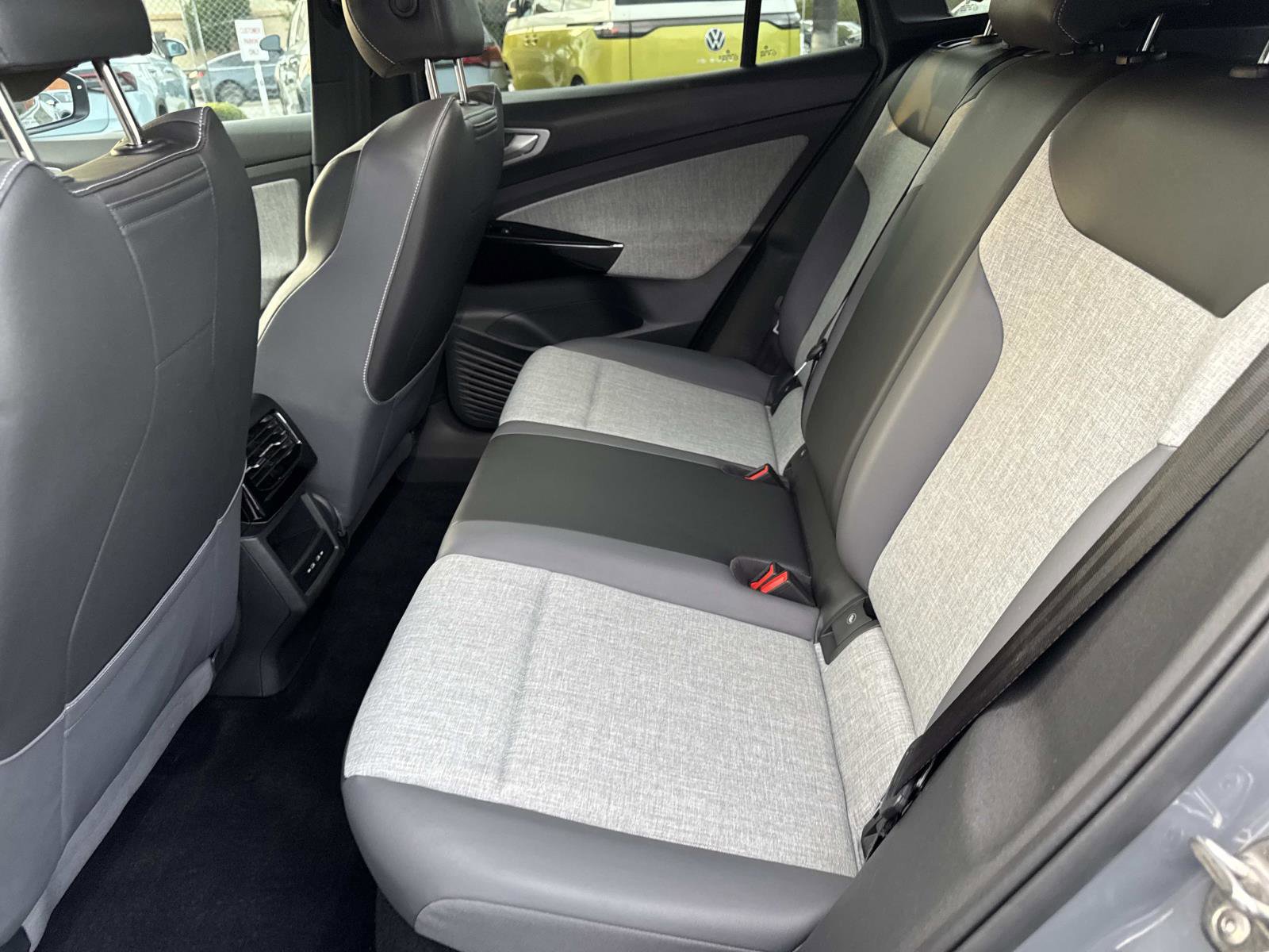 Certified 2023 Volkswagen ID.4 Pro image 11