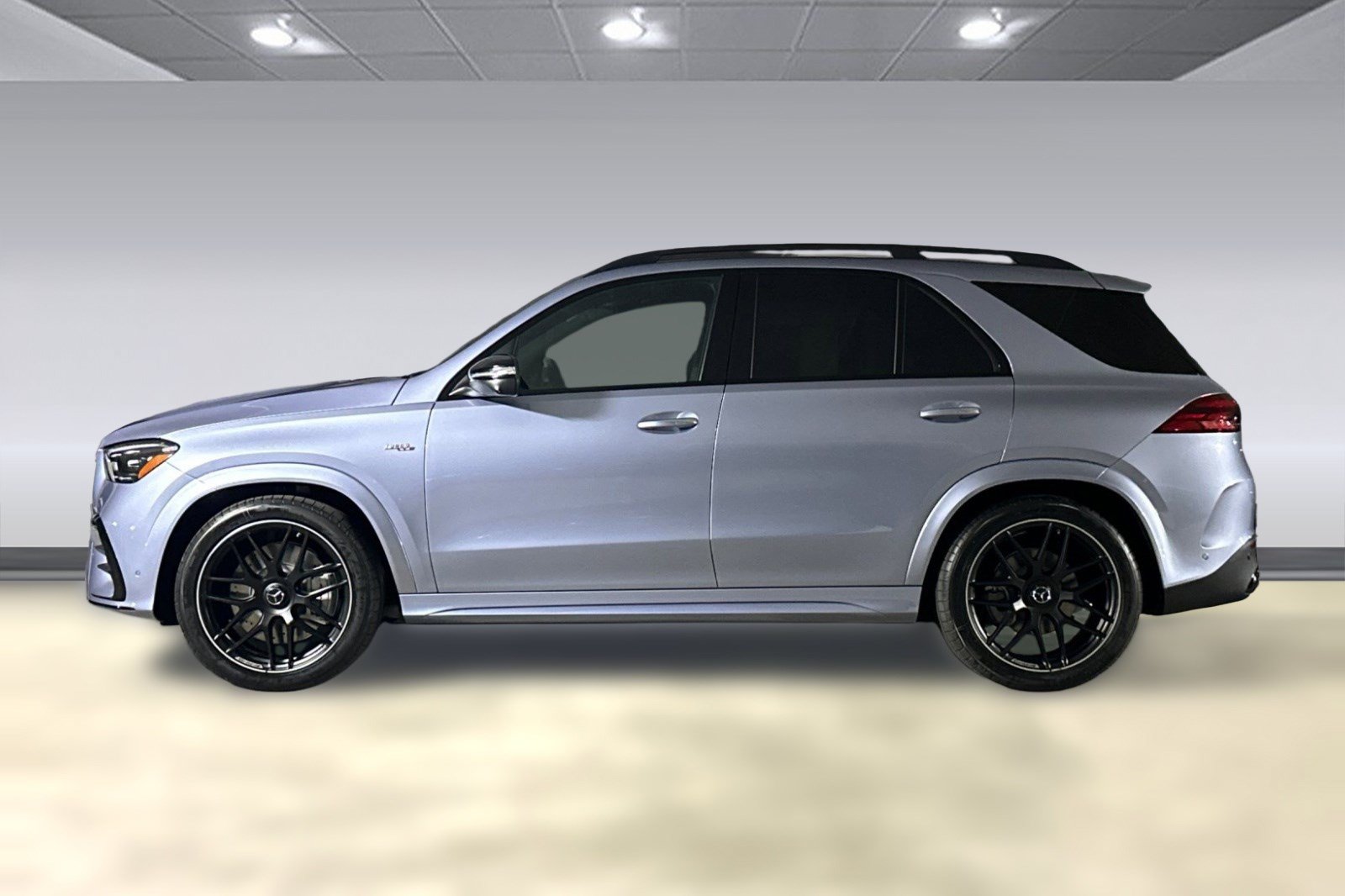 New 2026 Mercedes-Benz GLE 53 AMG 4MATIC image 2