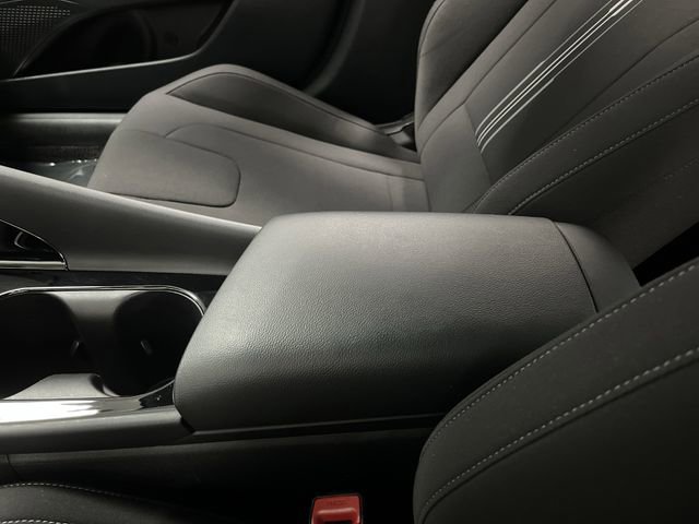 Used 2024 Hyundai Elantra SEL w/ Convenience Package image 21