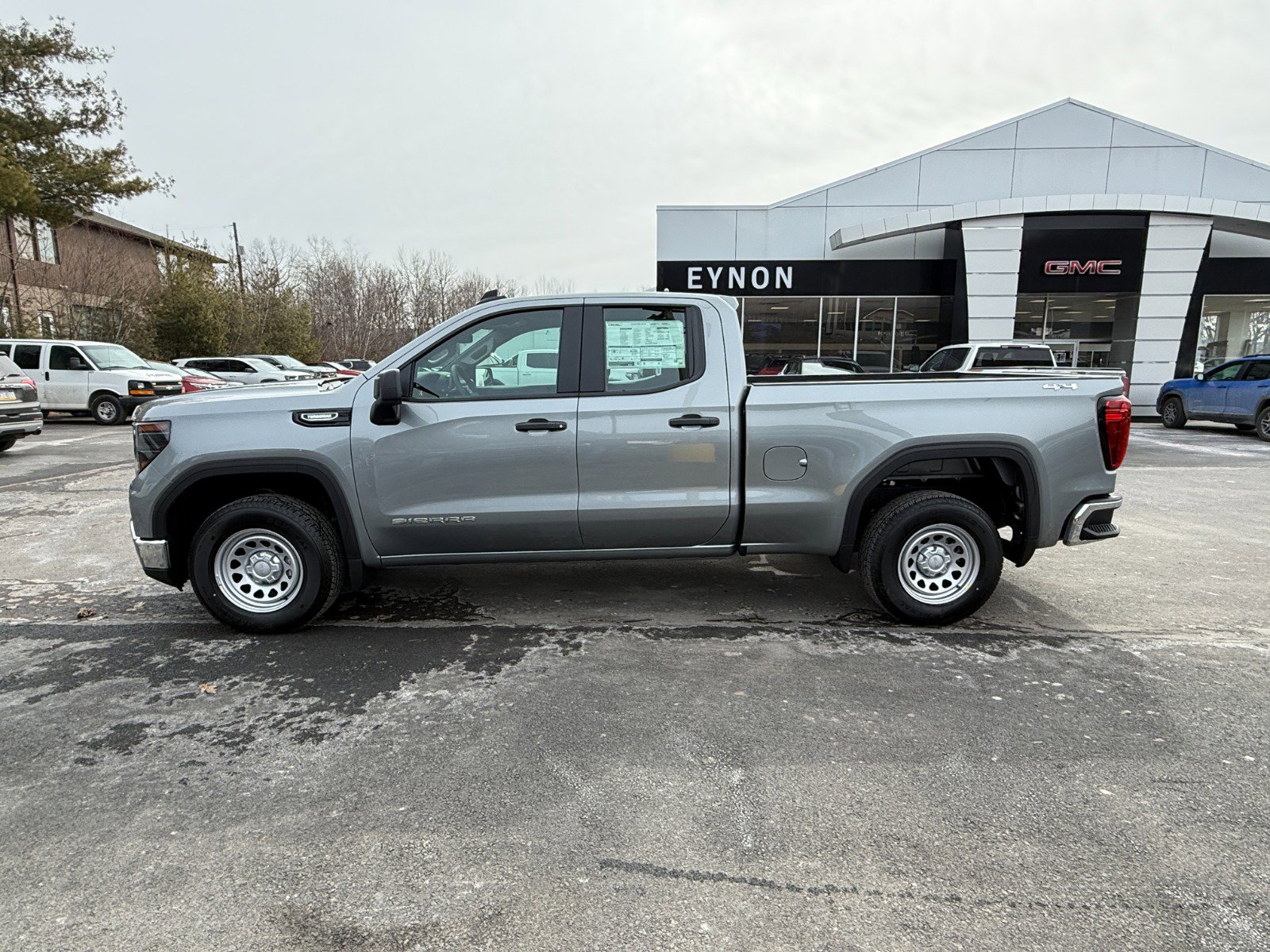 New 2026 GMC Sierra 1500 Pro image 2