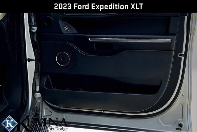 Used 2023 Ford Expedition XLT AWD/4WD image 33
