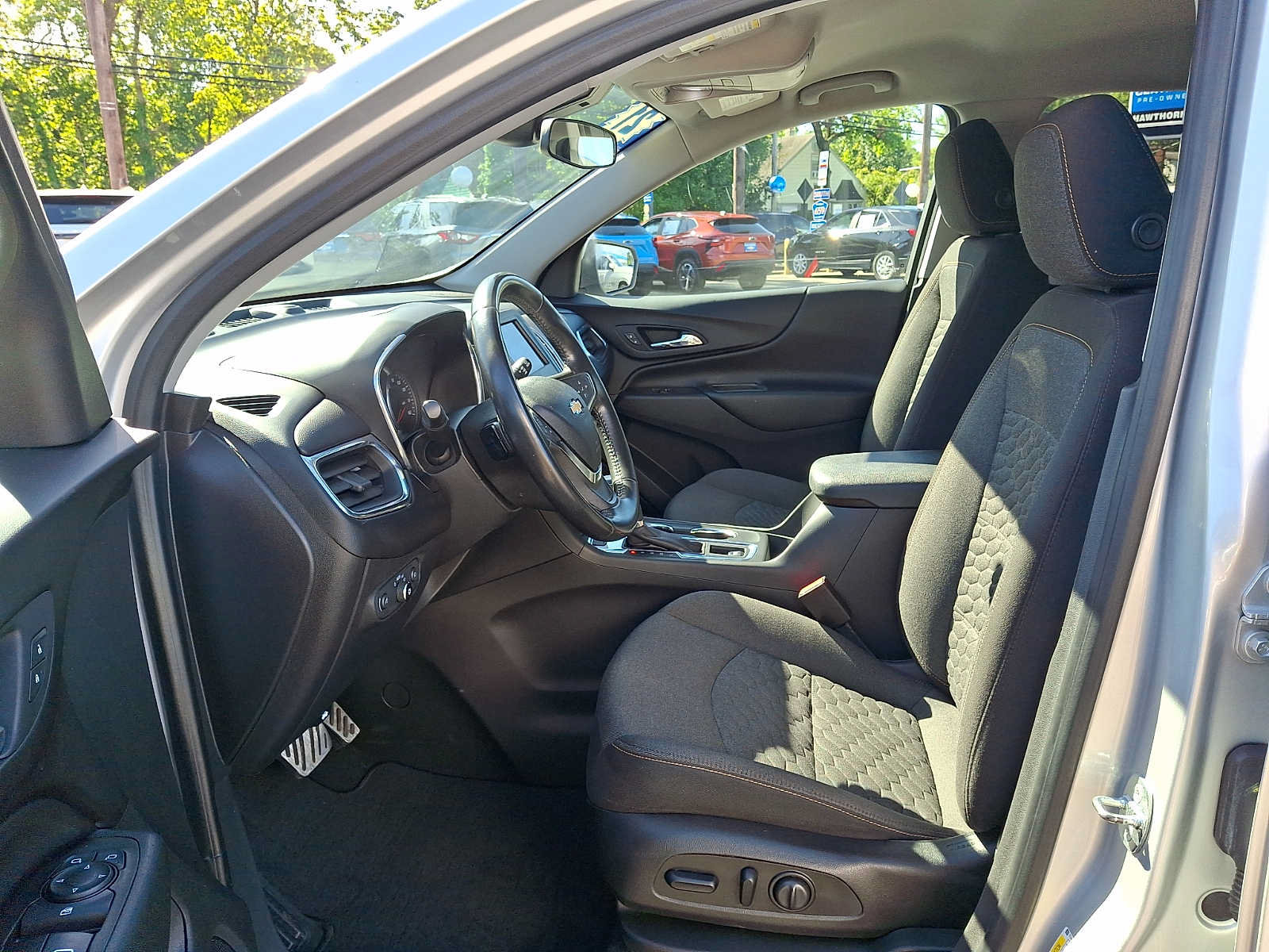 Certified 2021 Chevrolet Equinox LT AWD/4WD image 13