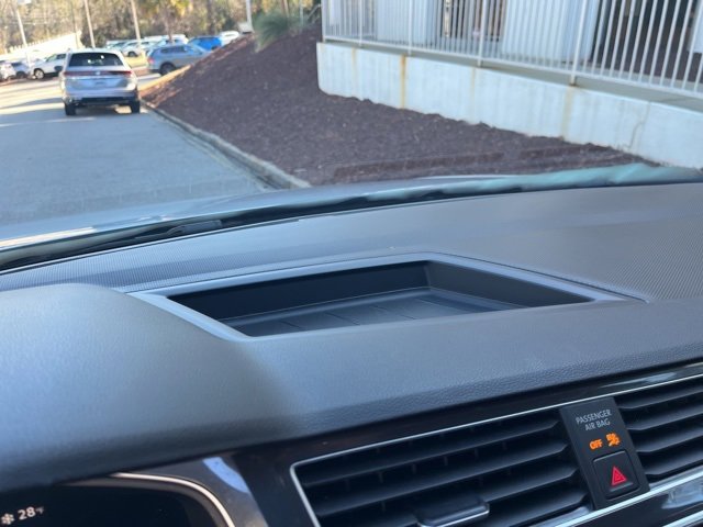 Used 2024 Volkswagen Tiguan SE image 22