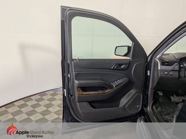Used 2016 Chevrolet Tahoe LT w/ Luxury Package AWD/4WD image 14