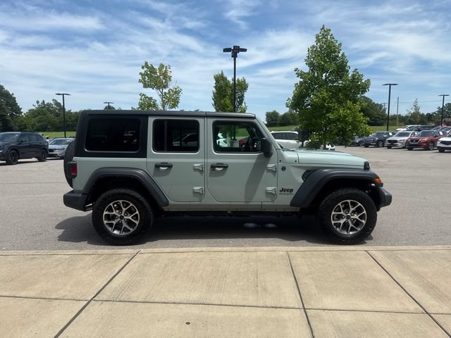 Used 2024 Jeep Wrangler Unlimited Sport AWD/4WD image 5