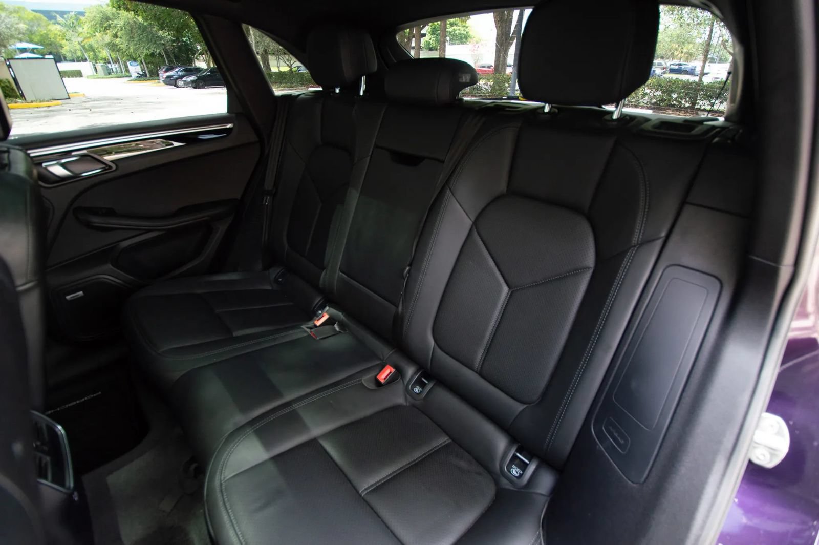 Used 2021 Porsche Macan w/ Premium Package Plus AWD/4WD image 63