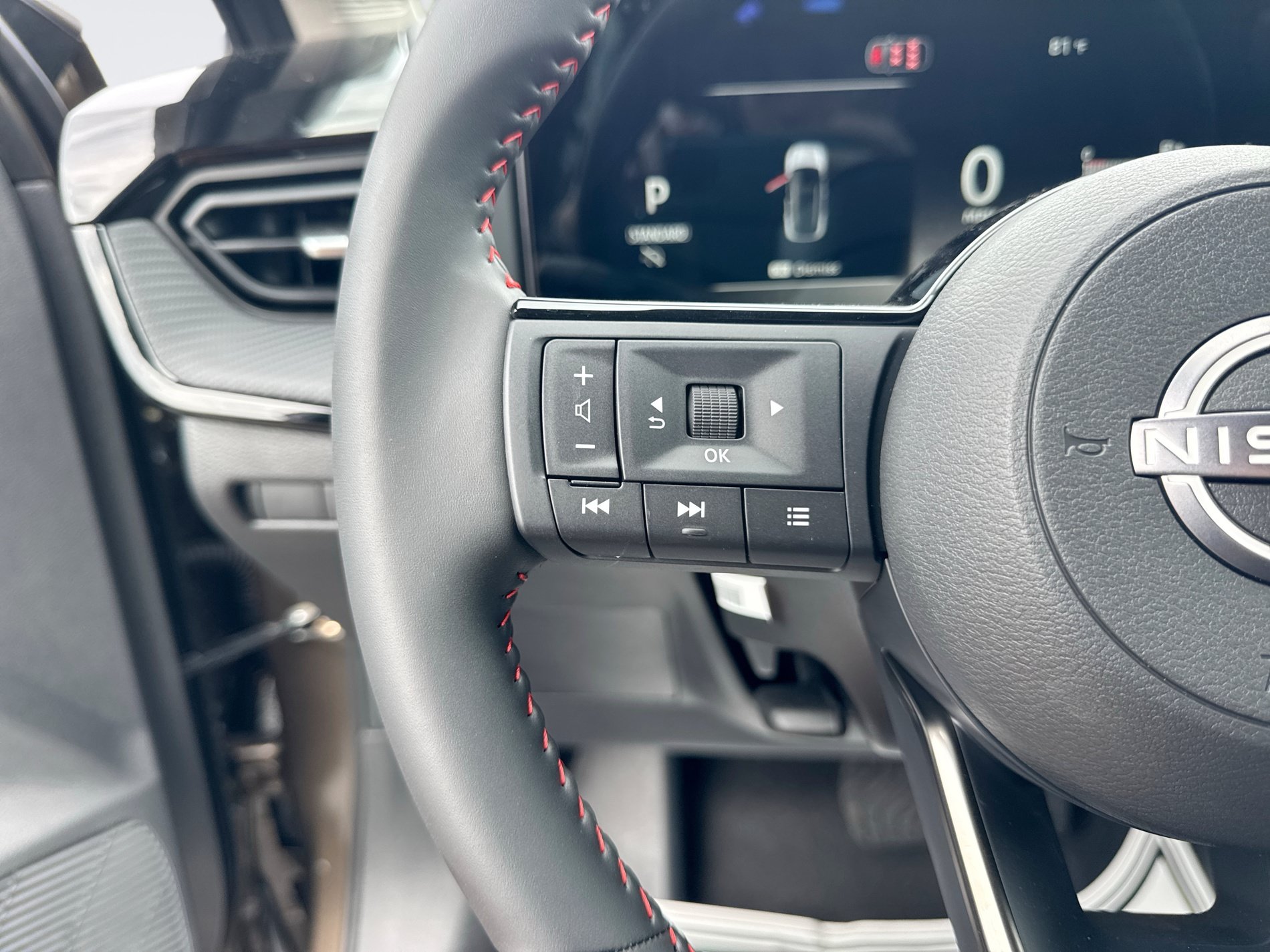 New 2027 Nissan Kicks SR FWD image 23