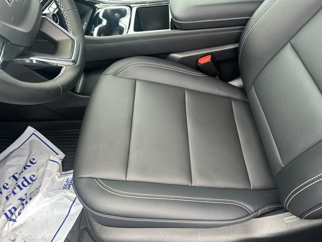 New 2027 Chevrolet Traverse LT w/ Midnight/Sport Edition AWD/4WD image 21