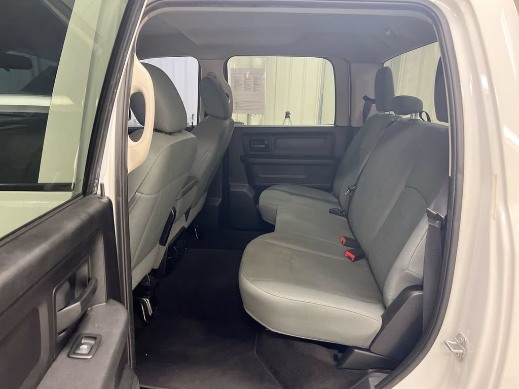 Used 2017 RAM 1500 Express w/ Express Value Package AWD/4WD image 21