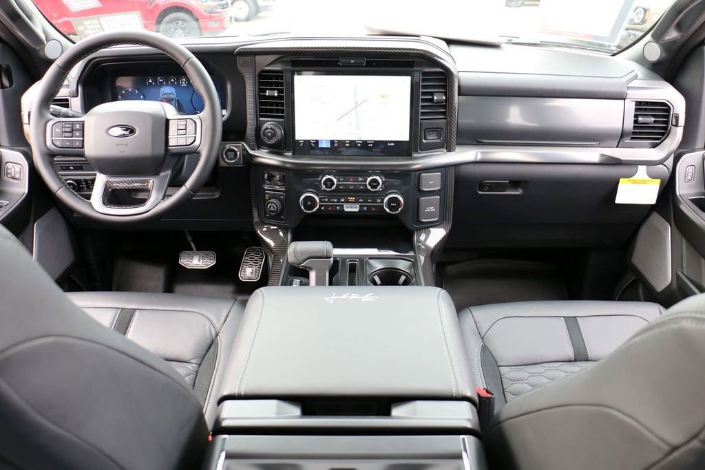 New 2025 Ford F150 Lariat w/ Equipment Group 502A High image 29