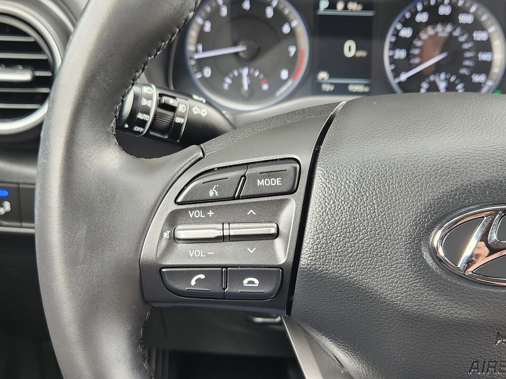 Used 2021 Hyundai Kona SEL Plus AWD/4WD image 17