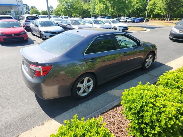 Used 2014 Toyota Camry SE FWD image 11