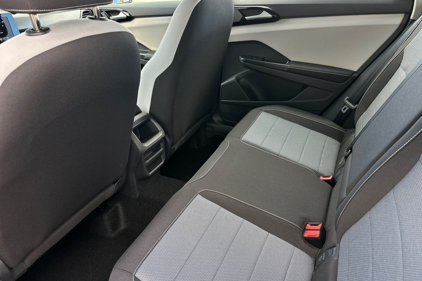 New 2026 Volkswagen Taos S FWD image 12