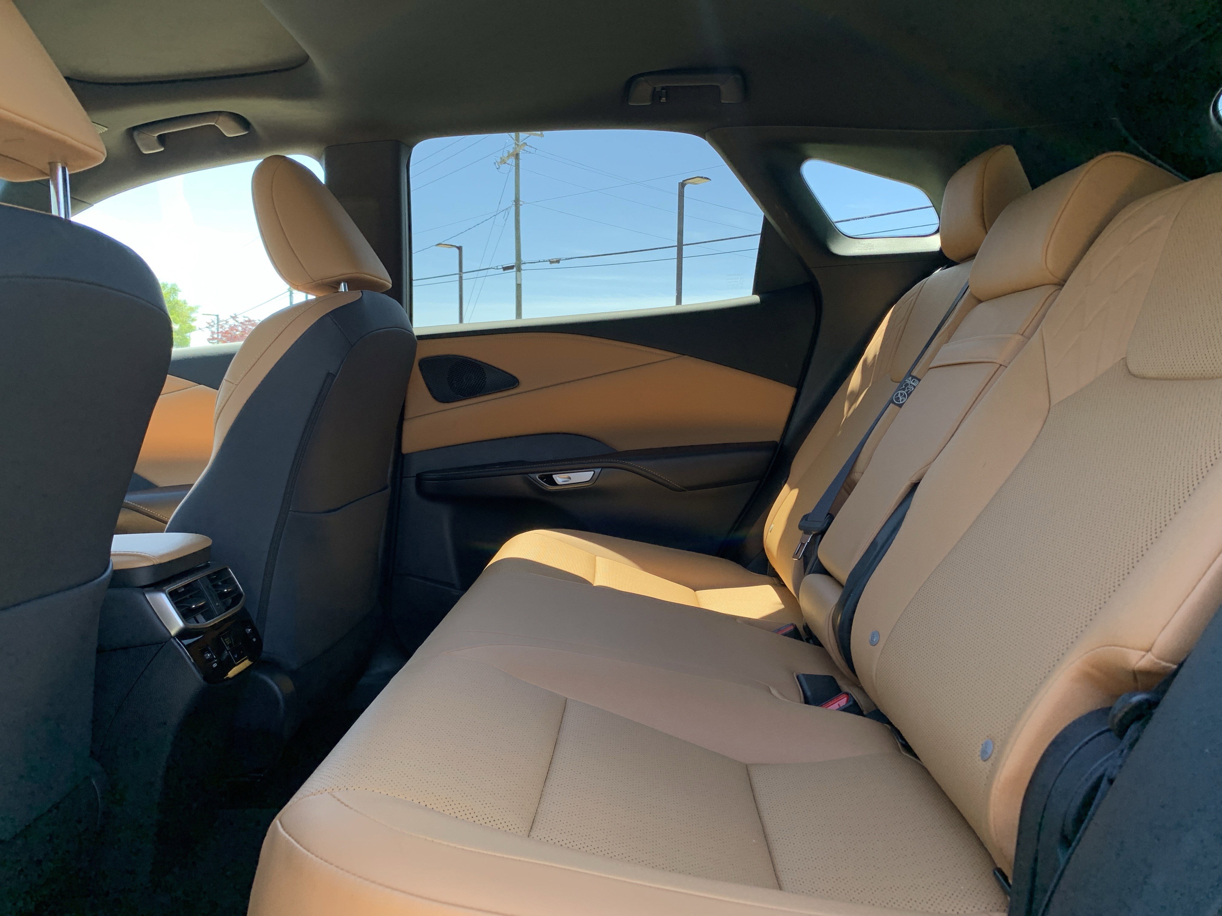 Certified 2025 Lexus RX 350 Premium w/ Accessory Package (Z1) FWD image 32