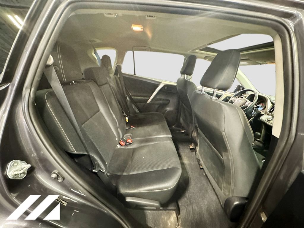 Used 2013 Toyota RAV4 XLE AWD/4WD image 27