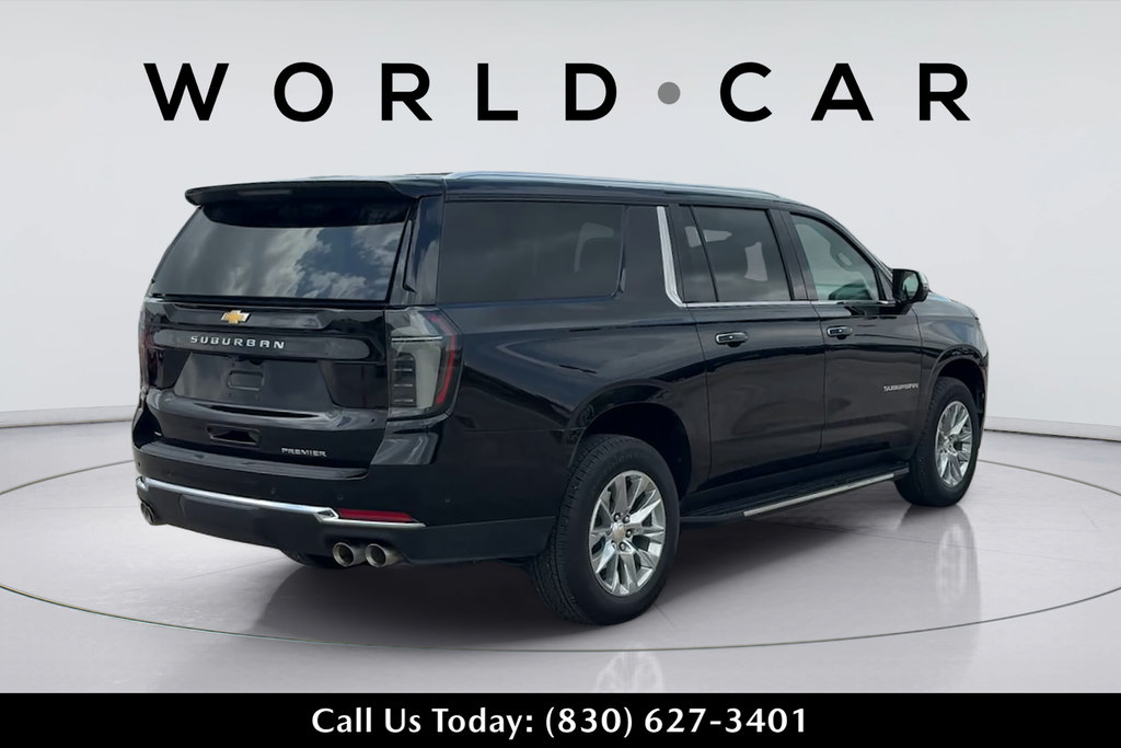 Used 2026 Chevrolet Suburban Premier RWD image 7