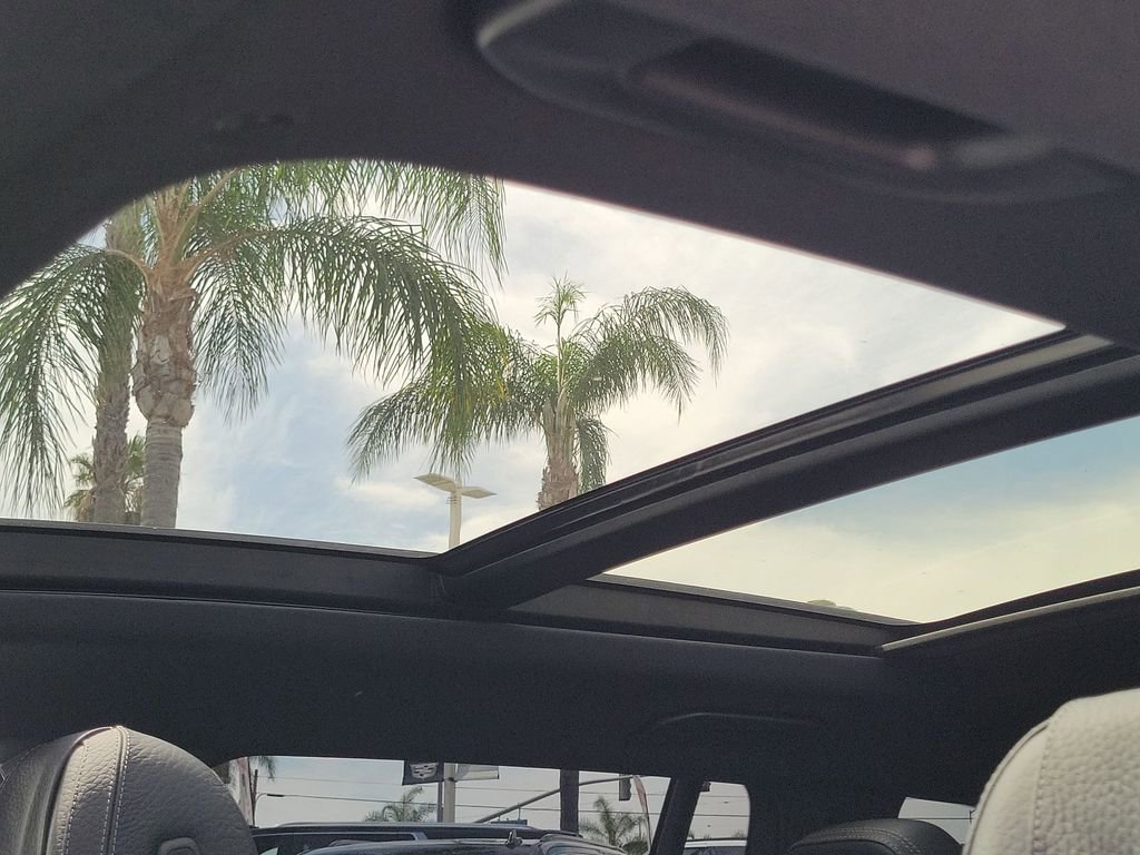 Used 2026 Mercedes-Benz GLS 450 4MATIC image 19