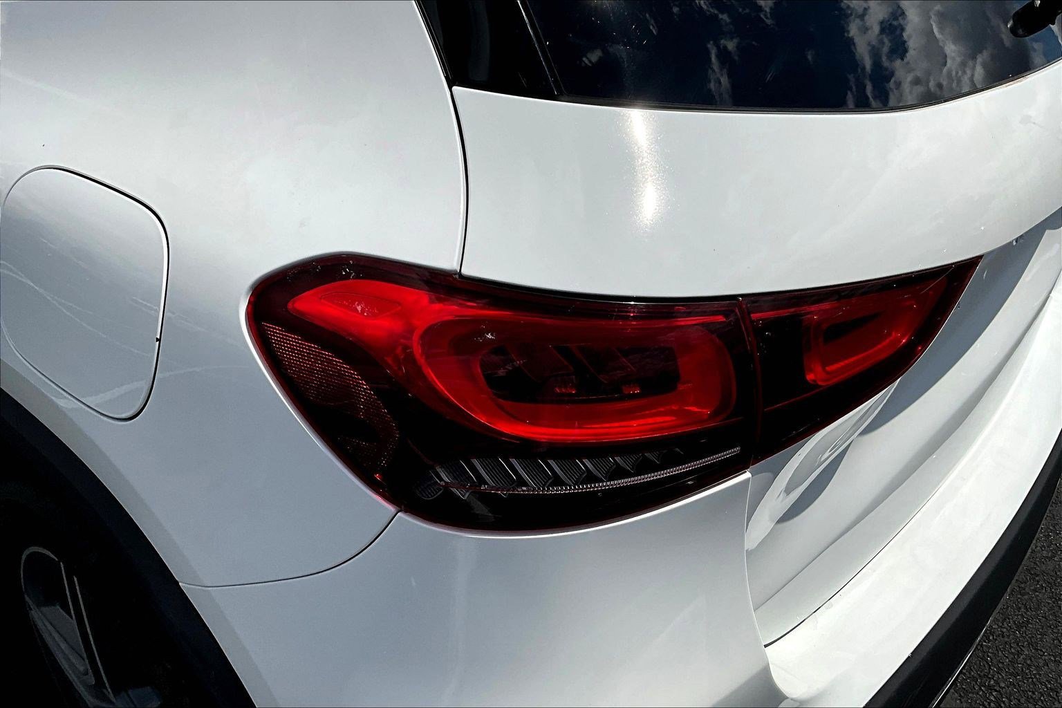 Used 2022 Mercedes-Benz GLA 250 4MATIC image 11