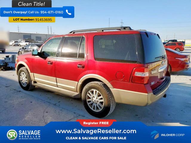 Used 2014 Ford Expedition XLT w/ Equipment Group 202A RWD image 3