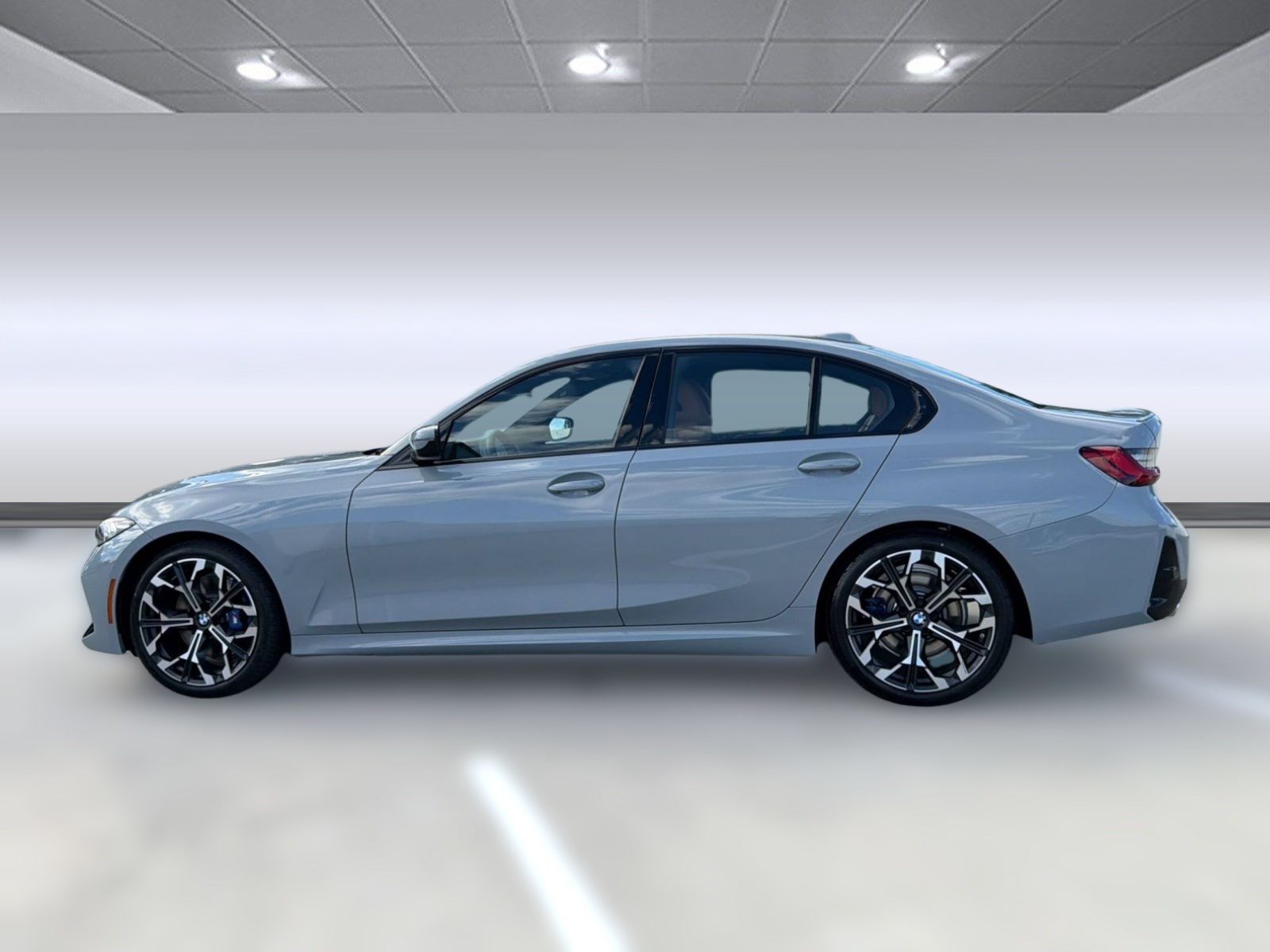New 2026 BMW 330i Sedan w/ M Sport Package RWD image 2