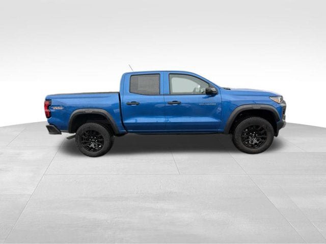 Used 2023 Chevrolet Colorado Trail Boss w/ Technology Package AWD/4WD image 4