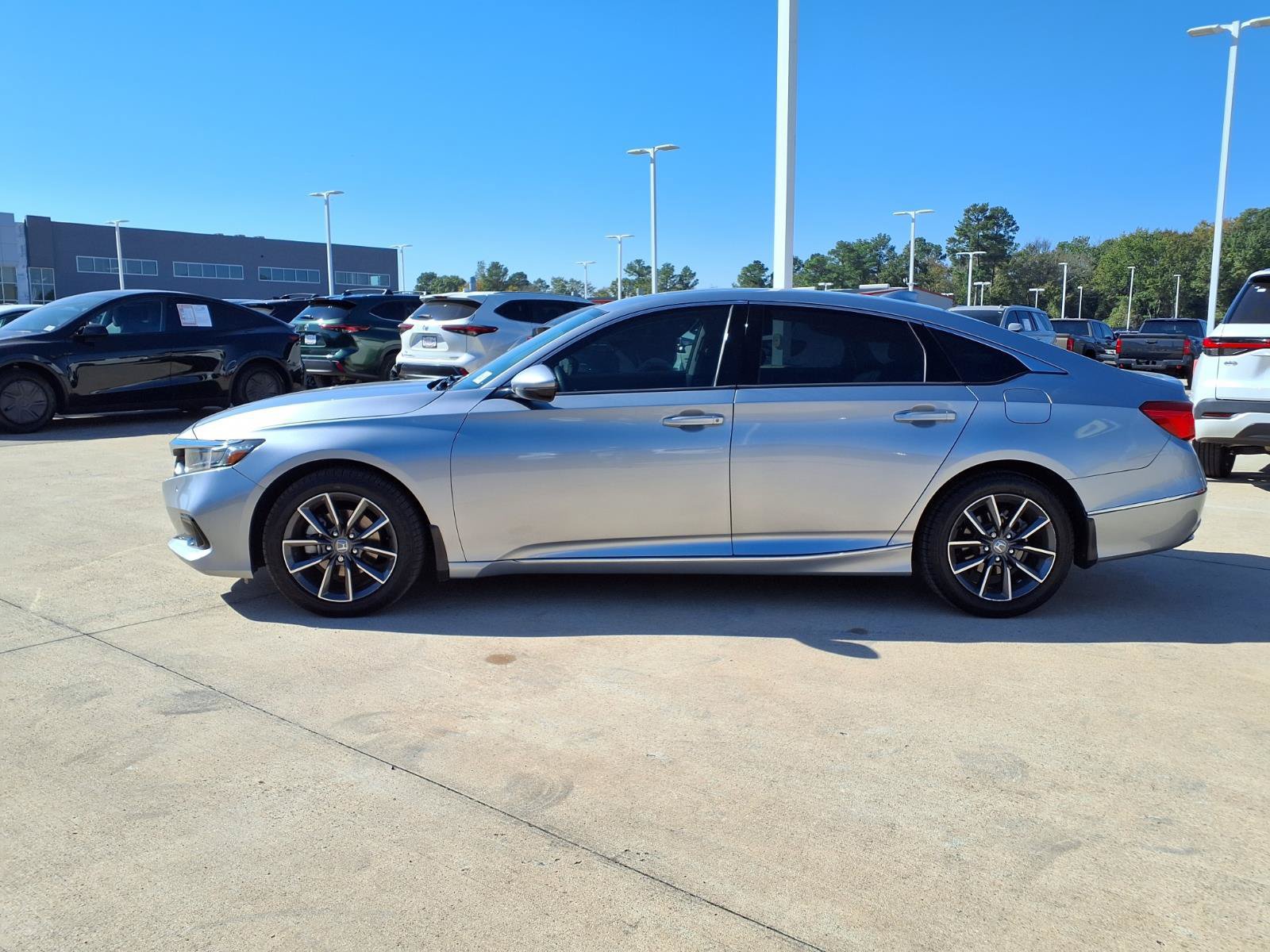 Used 2021 Honda Accord EX-L image 8