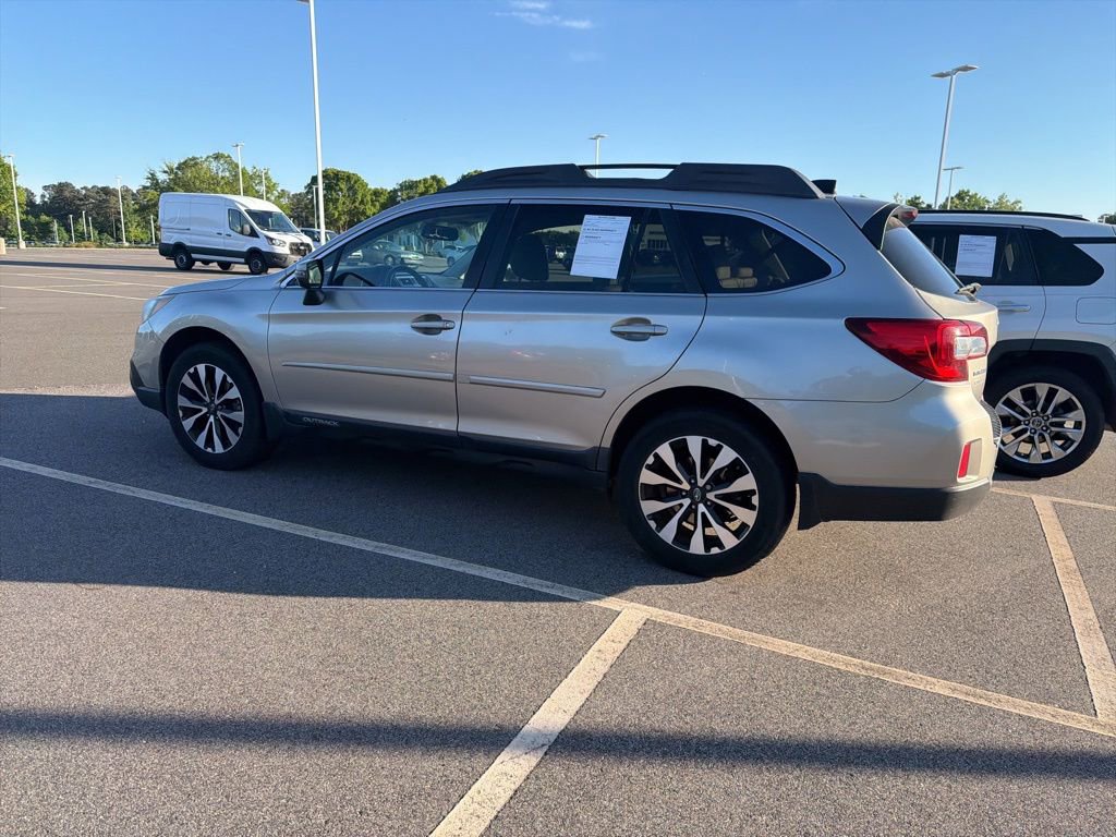 Used 2016 Subaru Outback 2.5i Limited AWD/4WD image 16