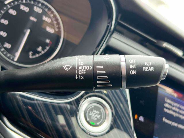 Used 2024 Cadillac XT6 Premium Luxury image 21