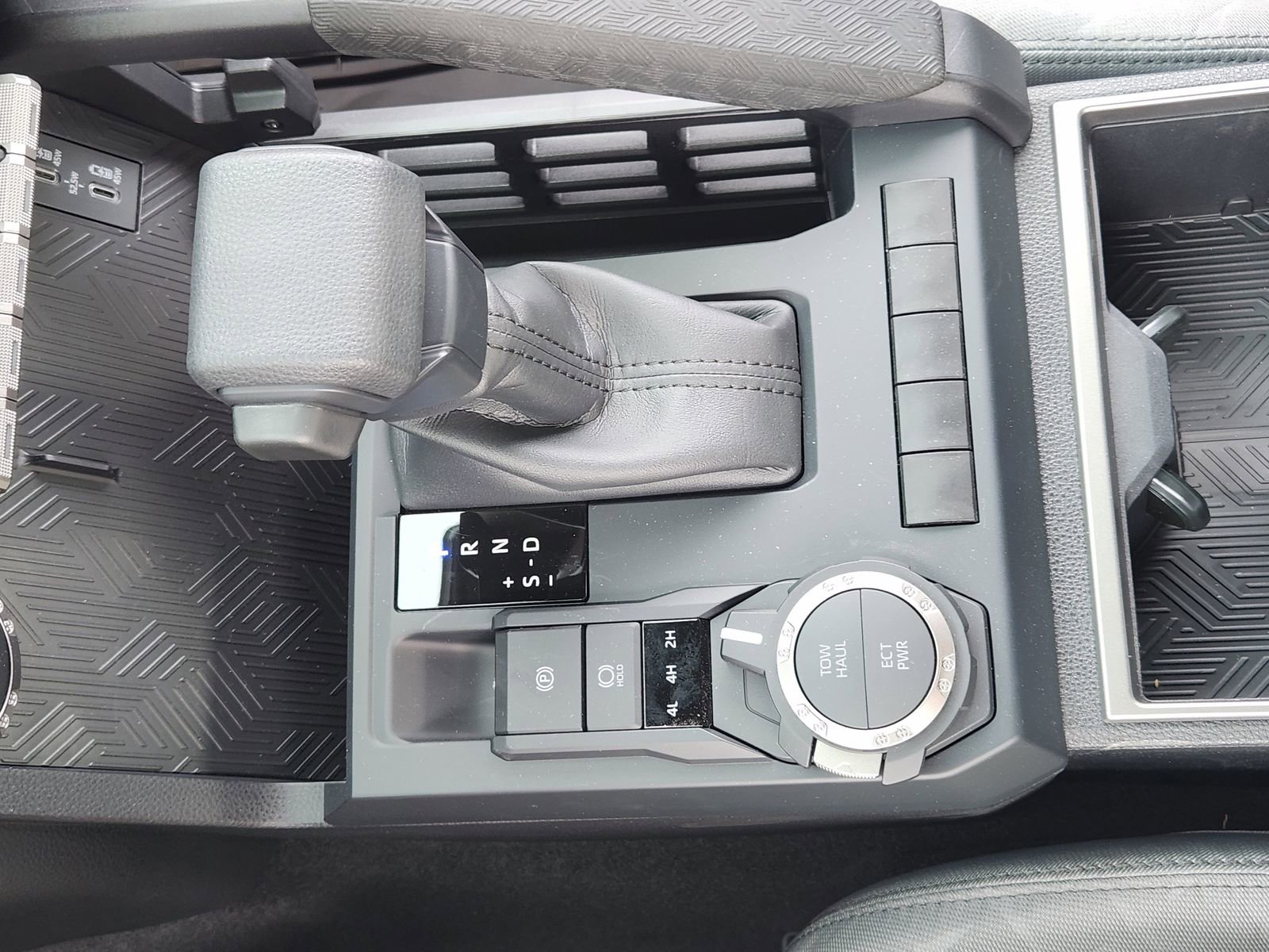 New 2026 Toyota Tacoma SR5 image 18