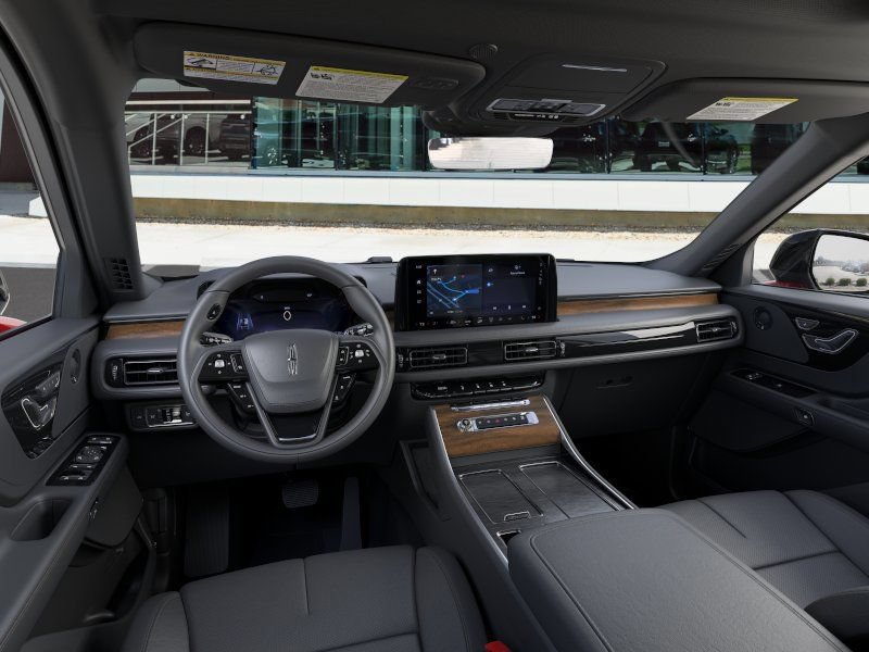 New 2026 Lincoln Aviator Reserve w/ Jet Appearance Package AWD/4WD image 9