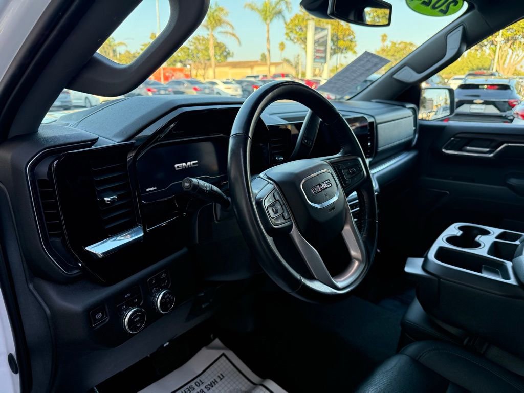 Used 2024 GMC Sierra 1500 SLT image 13