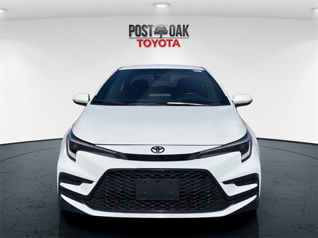 Used 2025 Toyota Corolla SE image 2